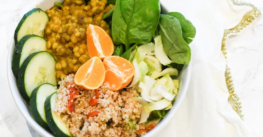 salade tiède de lentilles savoureuse et nutritive, parfaite pour un repas sain et réconfortant.