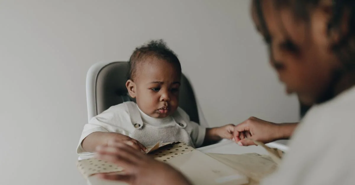 découvrez notre guide complet pour les jeunes parents : conseils pratiques, soins du bébé, alimentation et développement pour accompagner chaque étape de la croissance de votre enfant.